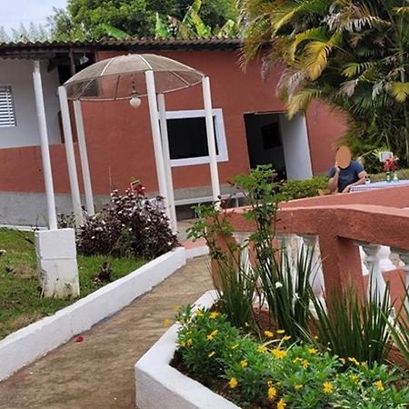 Linda Chácara com Piscina Churrasqueira e Wi-FI Mairinque Exterior foto